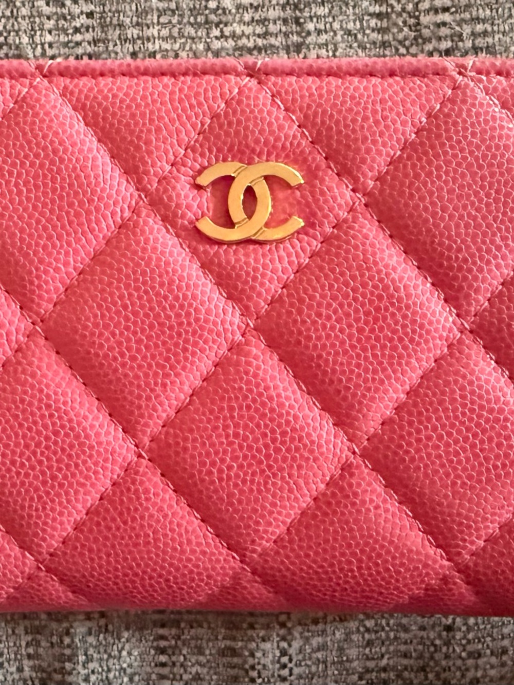 CHANEL Continental Quilted Coral Pink Caviar Leather Wallet with Gold CC - Picture 2 of 11